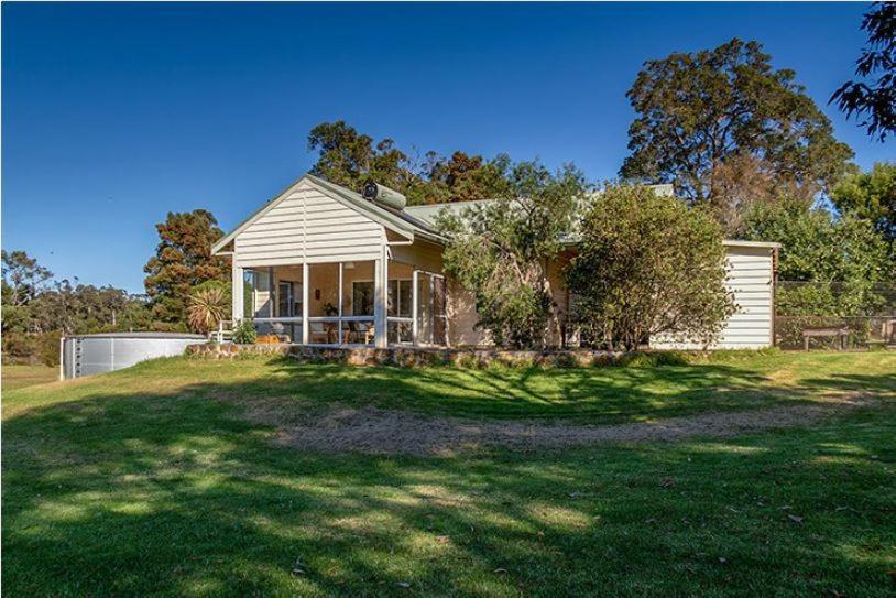 Abbivale Farm Cottage Harewood エクステリア 写真